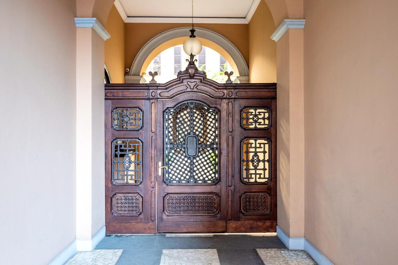 Rent Apartment - Duomo Brera - Elegant Suite In Design District — Photos 2